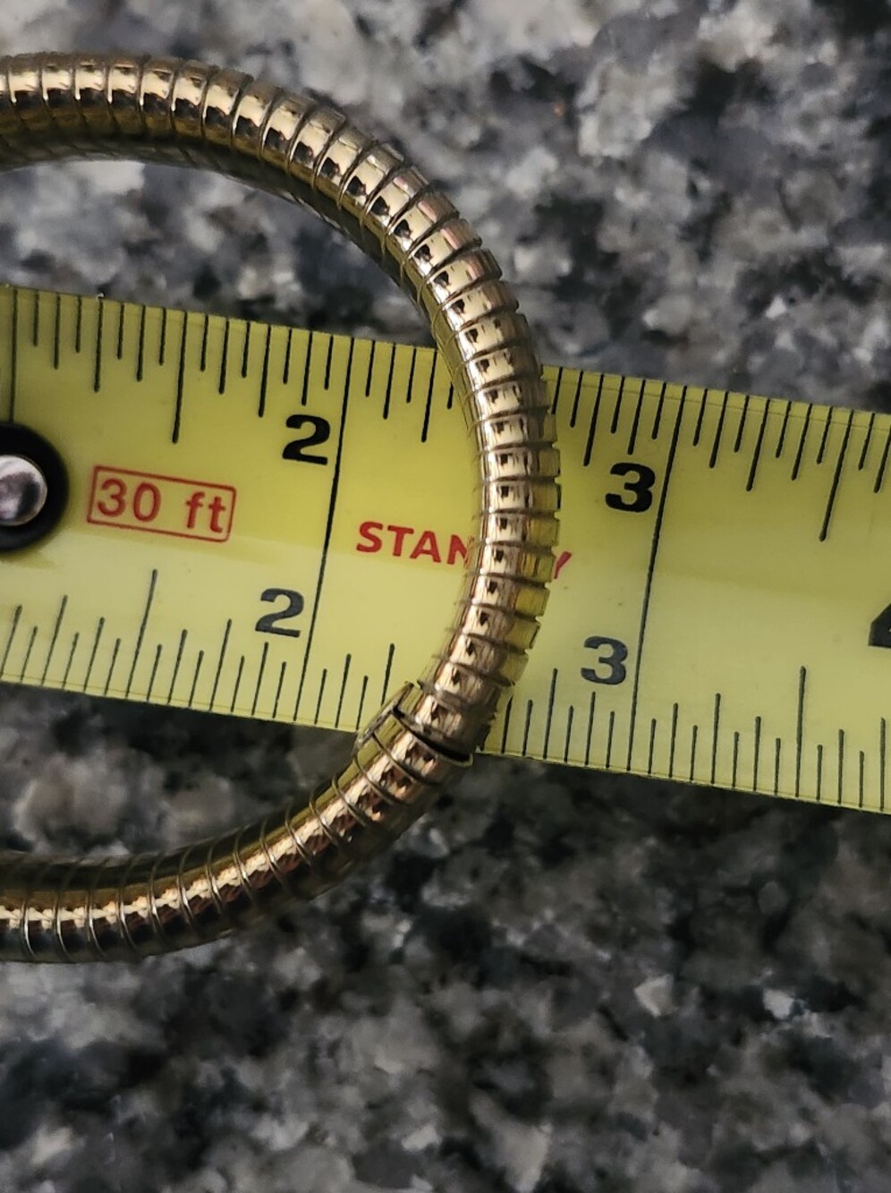 Elegant Gold Tone Ribbed Stretch Bangle Bracelet - Picture 12 of 12